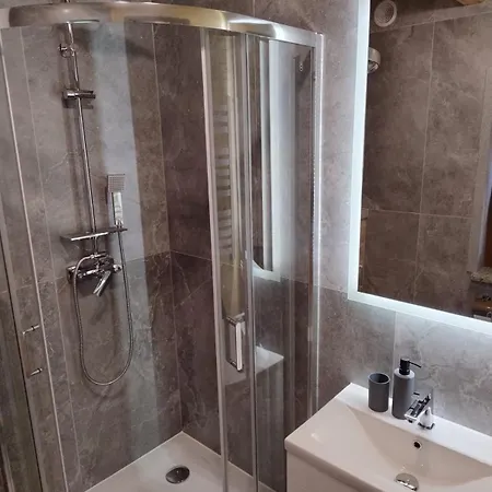 Przy Zalewie Z Balia رادكوف