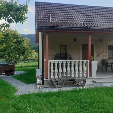 Przy Zalewie Z Balia Holiday home Radkow