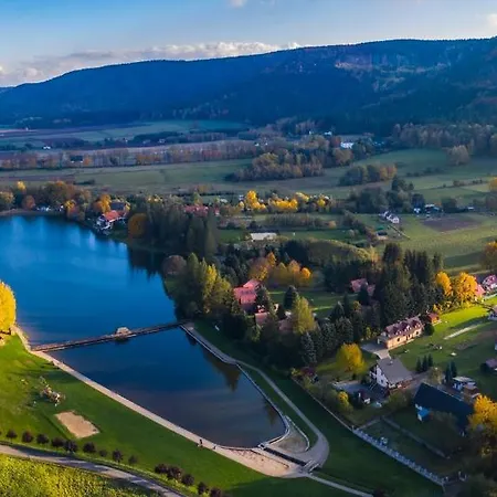 Przy Zalewie Z Balia * 라트코프